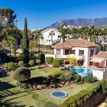 Luxury Villa Robledal By Mabiente - Views Of The Sea And The Golf Course 마르베야 외부 사진