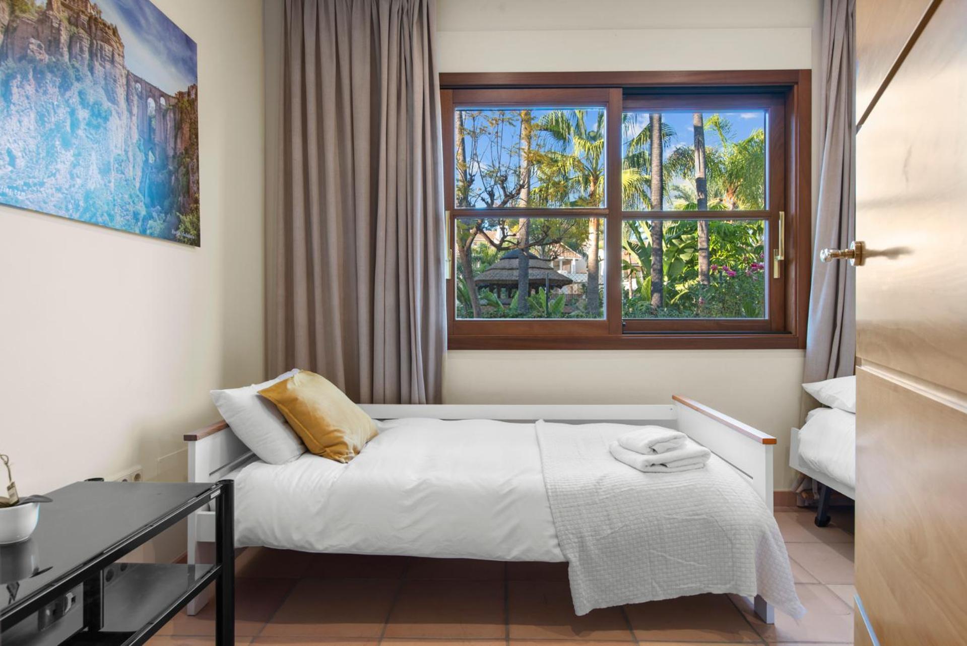 Luxury Villa Robledal By Mabiente - Views Of The Sea And The Golf Course 마르베야 외부 사진